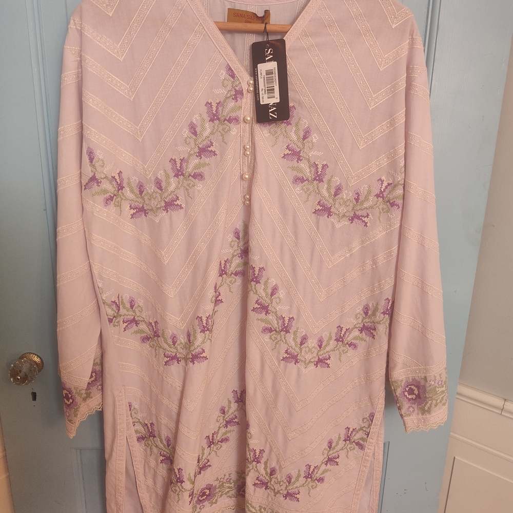 Sana Safinas Purple embroidered Kurti, Small, NWT